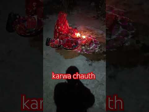 #karwachauth#shortvideos#trending#gharaajapardeshi#anuradhapaudwal#viralvideo!!