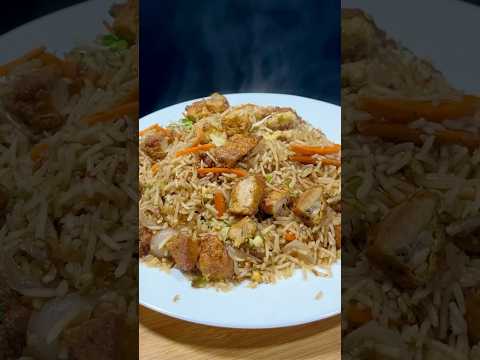 Chicken Fried Rice #shorts #food #chicken #friedrice #rice #streetfood #asmrkitchenfood #asmr #egg