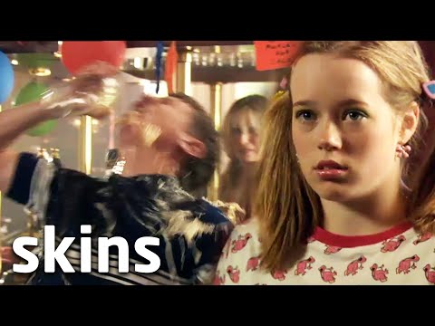 Birthday Party At The Pub | Skins