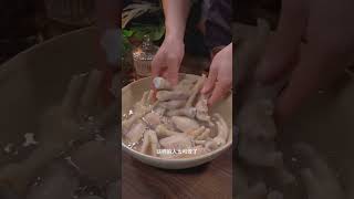 #盐焗鸡翅 怎么做咸香入味#美食教程 推荐菜简单美食素菜开胃下饭菜，#家常菜100道简单炒菜食谱大全 做菜美食做法家常菜#家常菜的做法，一日三餐学做菜家常菜做法大全家常美食简单好吃……