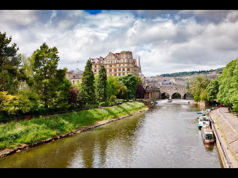 Walking in the city of Bath -  UK