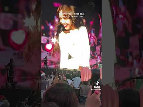 pretty savage - hyde park london BLACKPINK