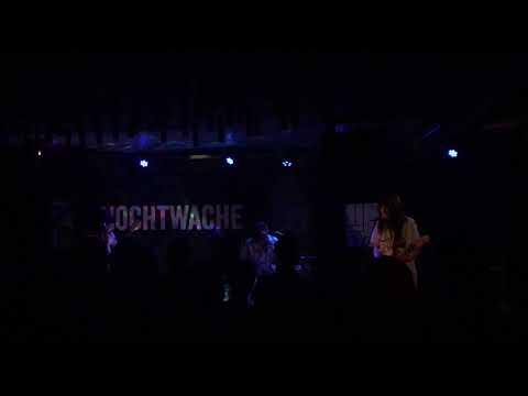 The Coathangers - Captains Dead (live)