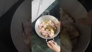 Green Chicken | Instant Yummy | Recipes #instantrecipe #asmrfood #recipe #foodie #trend #feedshorts