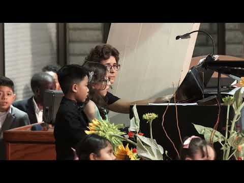 Processional: "This Little Light of Mine" - Veronica Gonzales and Rhys Decano