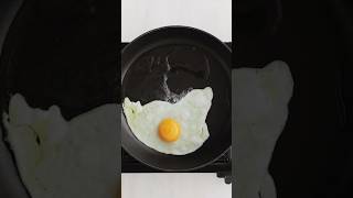 The best fried egg hack!