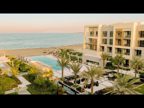 Top 10 Luxury Beachfront Hotels & Resorts in Muscat, Oman