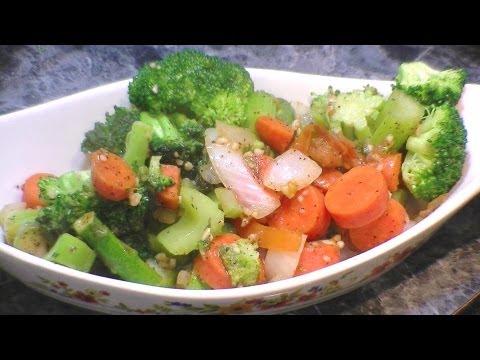 Garden Fresh Vegetarian Stir fry  W/ Broccoli , Asparagus & Tomatos