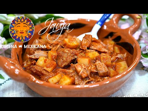 Carne con Papas en Salsa. Guisado Caldosito