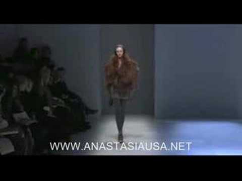 Undercover Fall-Winter 2007 Runway Show (Part 2 of 2)