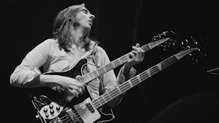 Mike Rutherford and The Genesis Riff