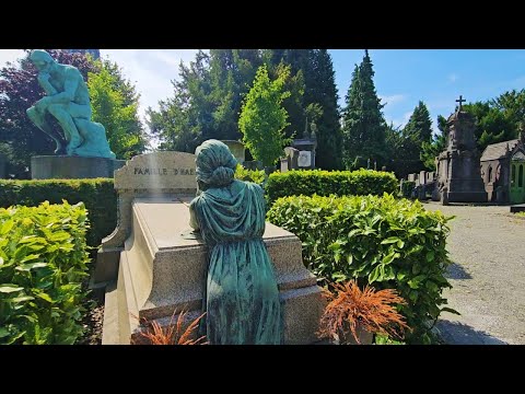 INSIDE THE SURREAL GRAVES OF LAEKEN CEMETERY