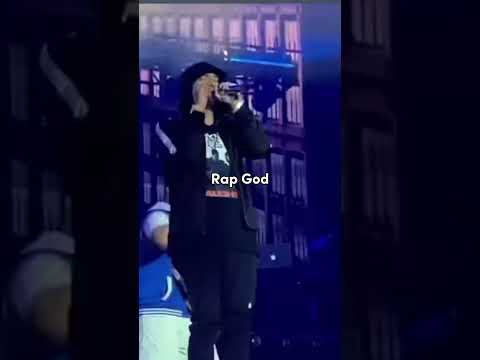 Eminem’s Fast Verses Live