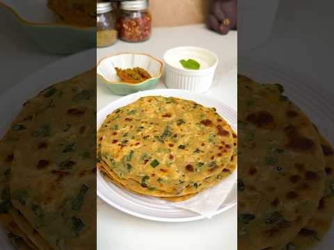 Spinach Paratha Recipe | Palak Paratha Recipe #shorts