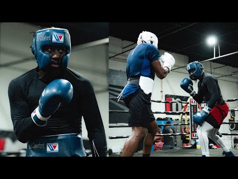 Terence Crawford SPARRING WAR Words with Blair the Flair Cobbs: I’m F*** you Up”