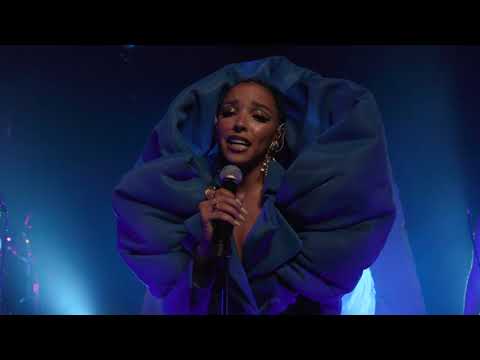 Tinashe - Undo (GMA Performance)