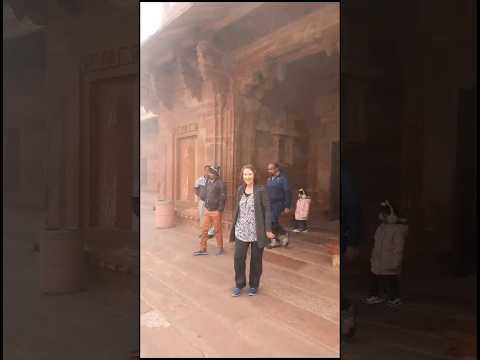 Wandering through Fatehpur Sikri | India Travels | @lifewithjanets