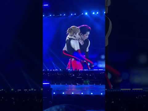 Bambam & Seulgi - Who Are You Performance | Encore Area52 Rajamangala Stadium Thailand