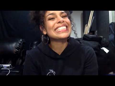 Jordin Sparks - UKNOWN [LIVE VIDEO]