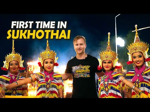 First Time in Sukhothai / Loy Krathong in Thailand / Traditional Thai Street Food Tour 2022