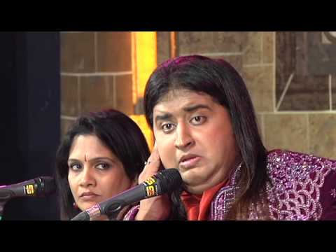 Bharat Balvalli sings "Vishwache Arta Majhya Mani Prakashale" composed by Pt Hridaynath Mangeshkar.