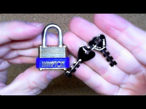 [98] Hampton 25mm Warded Brass Padlock Picked Open #minilockmonday