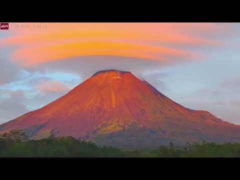 Nov 29, 2024: Lenticular Clouds at Merapi Volcano