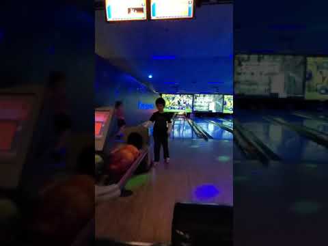 I am bowling