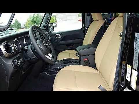 2018 Jeep Wrangler UNLIMITED SAHARA 4X4 in Tulsa, OK 74133