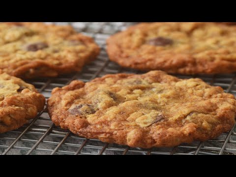 Crispy Oatmeal Cookies Recipe Demonstration - Joyofbaking.com