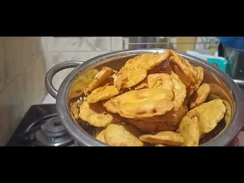 #Raw Banana bajji#(aarati Kaya bajji)