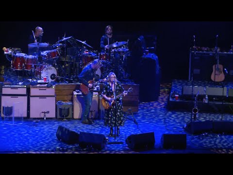 Tedeschi Trucks Band - "Somebody Pick Up My Pieces" (Live at The Ryman)