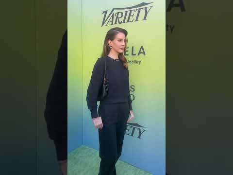 Lana Del Rey poses for photos at Variety Hitmakers.#lanadelrey #shorts