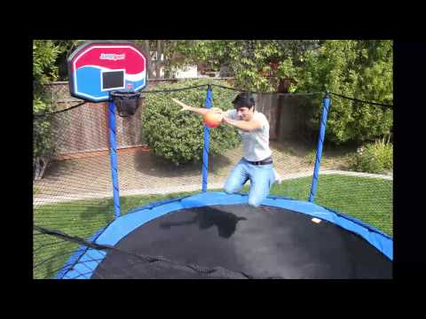 Playing on Trampoline - Fast Motion!