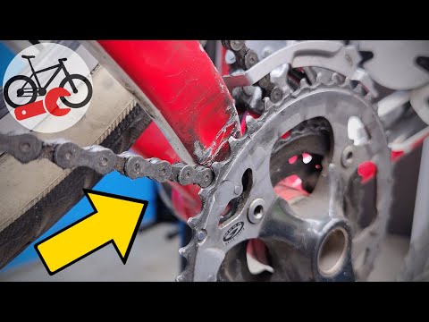 Why does a bicycle chain jam? How to fix a bike gear system