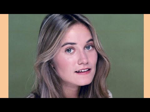 SEXY MAUREEN MCCORMICK PHOTOS: Pantyhose, Stockings, Tights,Heels, Mini Skirt,MiniDress