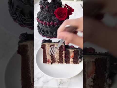 Black Strawberry and Chocolate Cake #shorts #gothic #romantic #roses