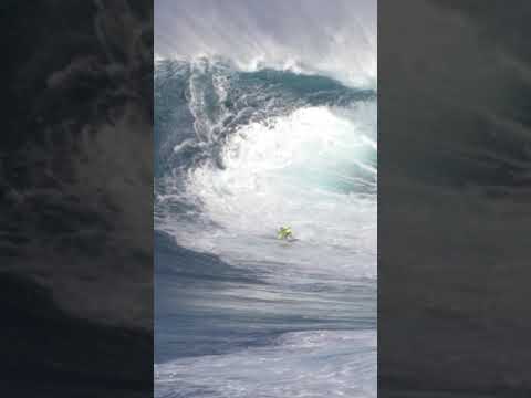 EXTREME BIG WAVE SURFING AT "JAWS" WORLD RECORD SKIM BOARD - BRAD DOMKE #Shorts