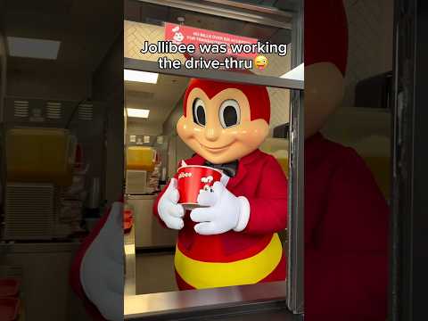 Jollibee surprising drive-thru customers☺️🐝✨ #JollibeeJoyDrops #JollibeeJoyDrop #JollibeeUSA