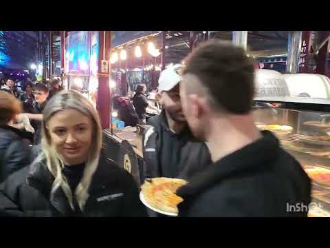 Queen Victoria Winter Night Market | 240822