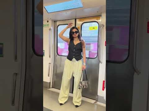 Mumbai metro outfits rotation 🎀