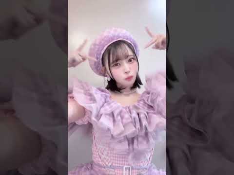 HKT48 竹本くるみ 宮脇咲良さんの｢夢でkiss me!｣の卒コン衣装を着させて頂きました！本当に衣装が可愛くてずっと見とれてしまっていたよ~！ #絶対アイドル辞めないで