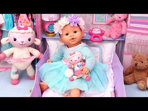 Day in nursery with baby doll! PLAY DOLLS