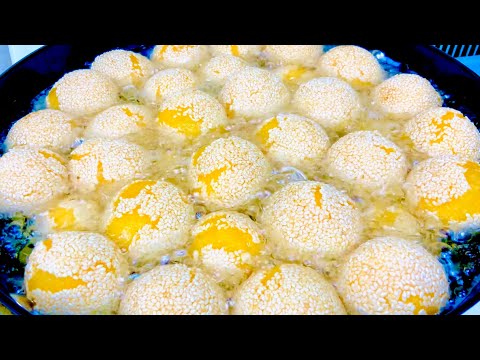 【香芋芝麻球】笑口常开好运来！😃😃😃😃😃😃口感绝对让你惊喜！Sesame Ball with Taro Filling.