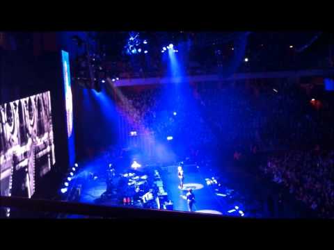 Macca live medley Stockholm Dec. 10, 2011