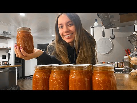 My First Time Canning Tomato Sauce!