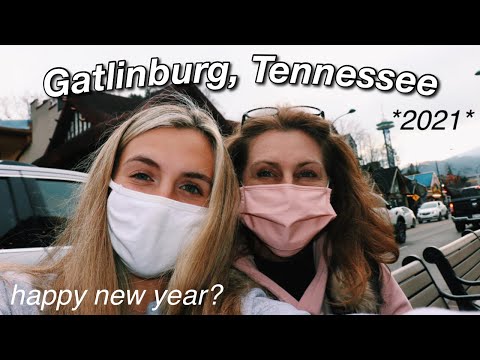 VLOG: family trip to Gatlinburg (pt.1) || New Year's Eve, hiking, etc.