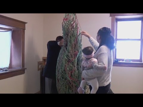 FOX 9's 'Primp our Tree' delivered to MN family