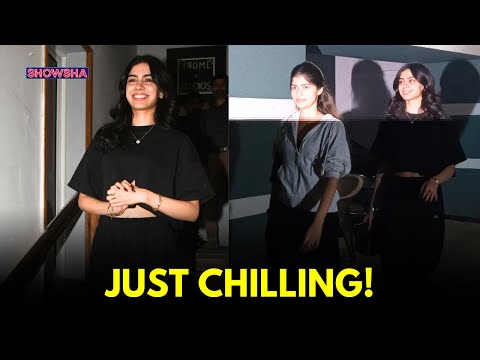 Khushi Kapoor & Anjini Dhawan Hang Out At Shanaya Kapoor's Home In Relaxed Fits | WATCH