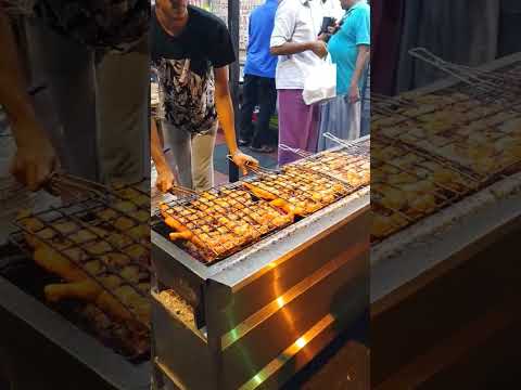 street food #bbq #bbqchicken #bbqgrill #streetfood  #aluthkade